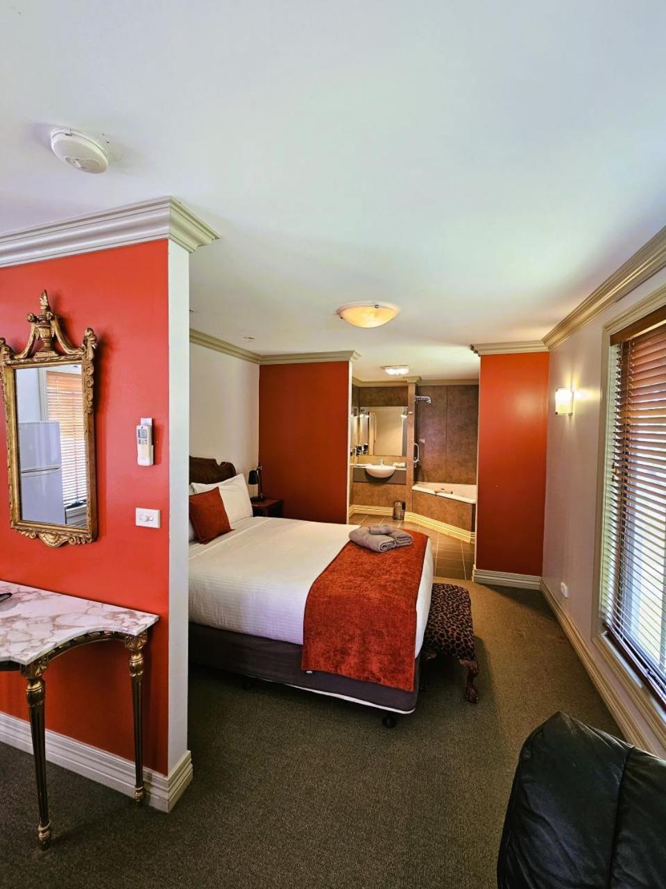 The Camperdown Mill Aparthotel Ngoại thất bức ảnh